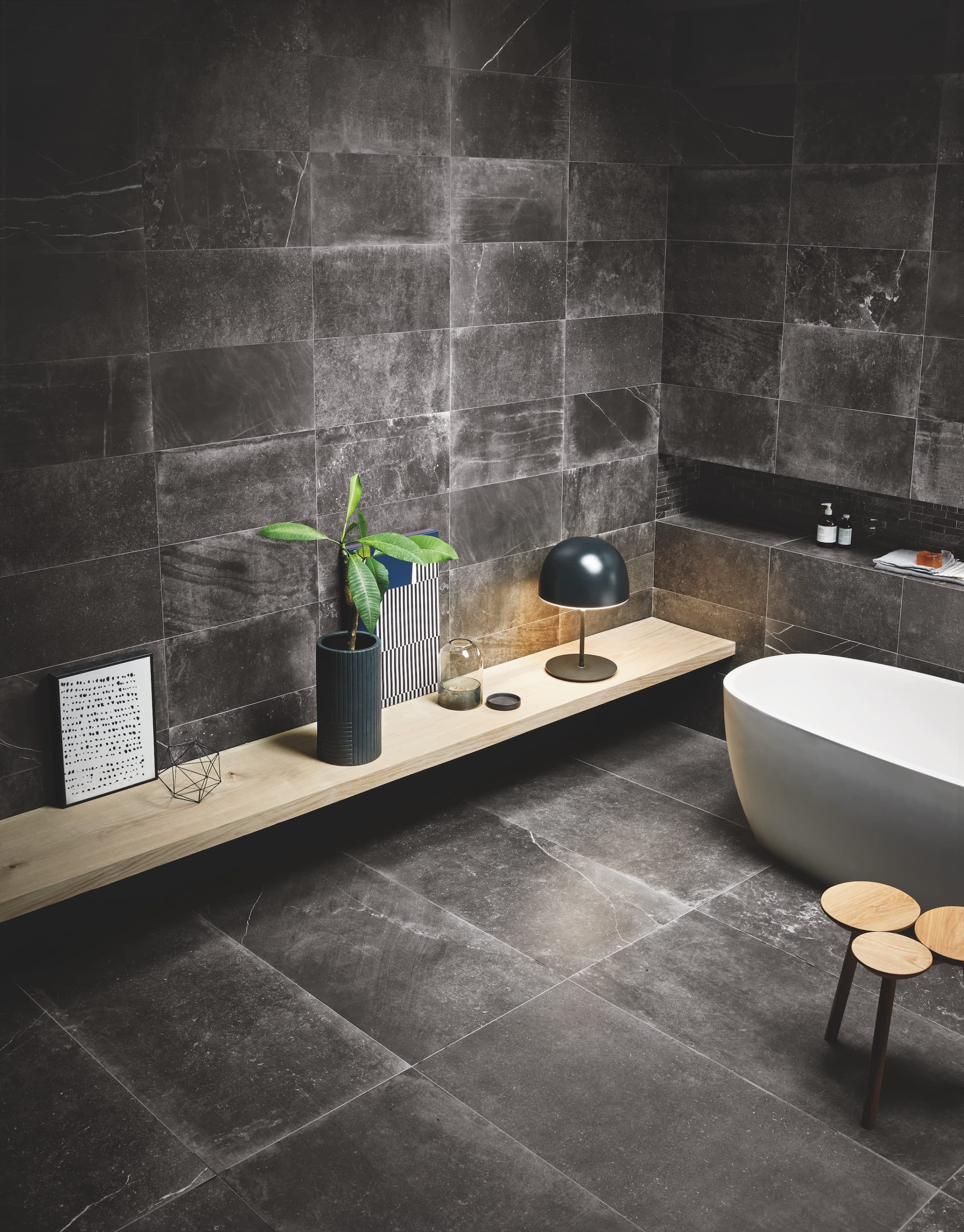 moderne badkamer donker